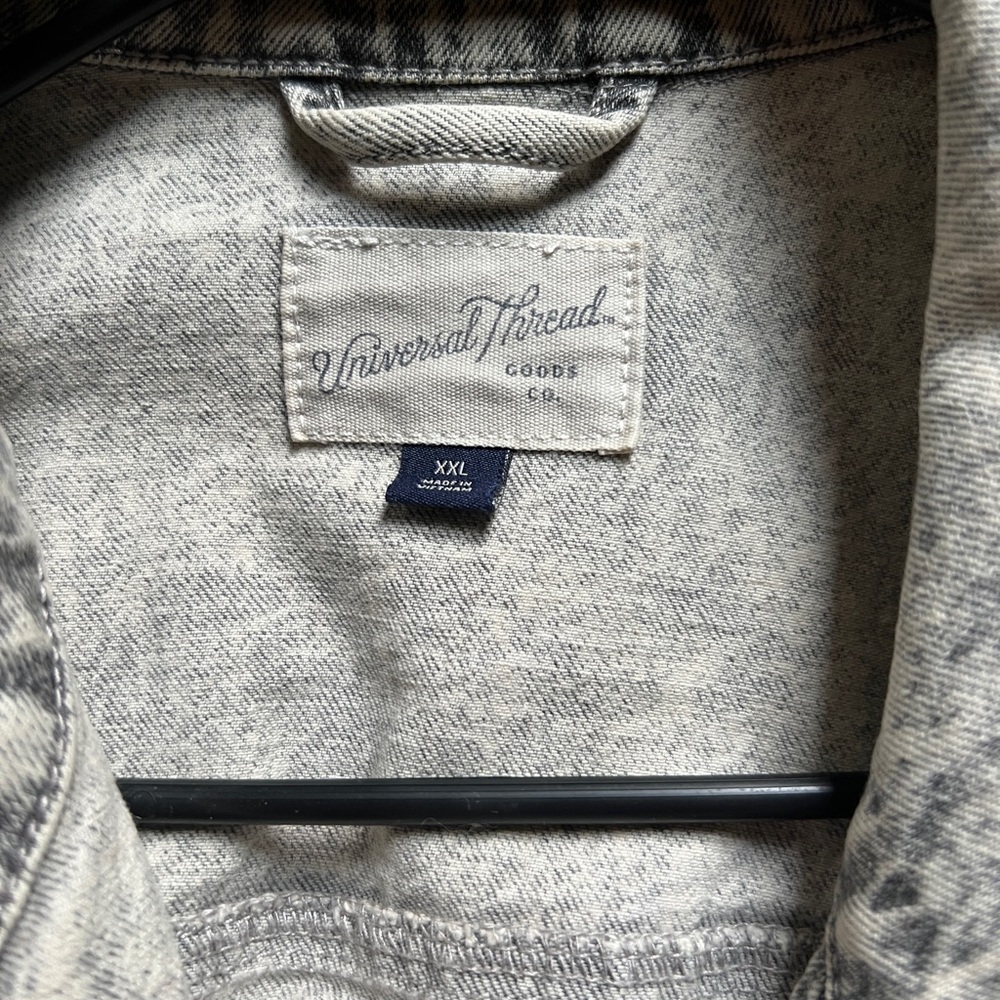 Universal Thread Gray Denim Jacket With Pins - image 2
